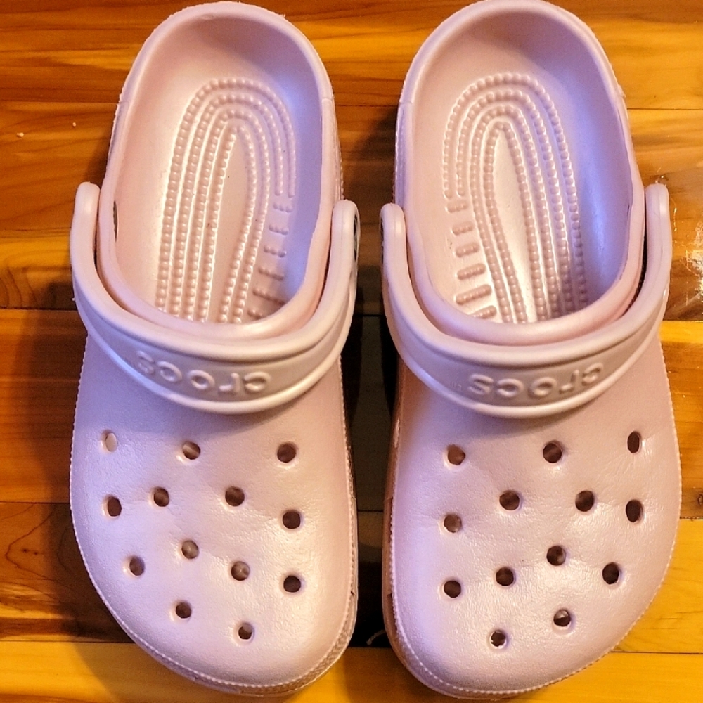 CROCS Classic Metallic Pink Shimmer  W-7 / M-5 Rare Color